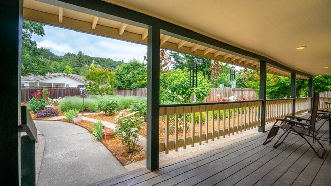 111 Kerry Ln, Cloverdale, CA 95425 - photo 5