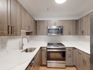 22 N Front St, Philadelphia, PA 19106