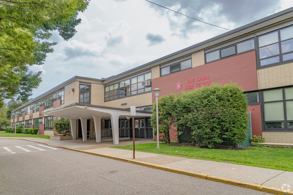 Fair Lawn High School can be found off Berdan Ave in Fair Lawn.