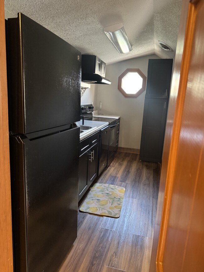 121 S Hellier St unit 1, Pikeville, KY 41501 - photo 4