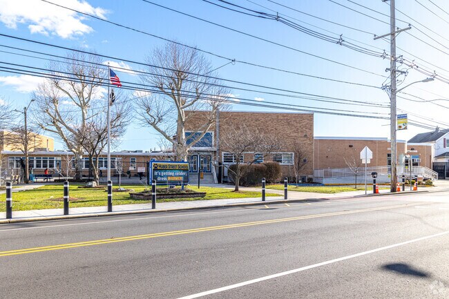 Huber Street Elementary School has a tradition of engaging instruction and innovative curricula.