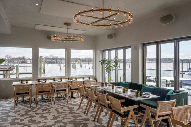 Ninos Beach is Manorhaven's Gold Coast waterfront Mediterranean restaurant.