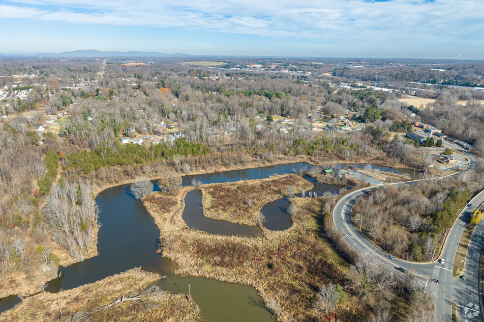 NH_Georgetown-Beacon Hill_535524_v1_TN_060724