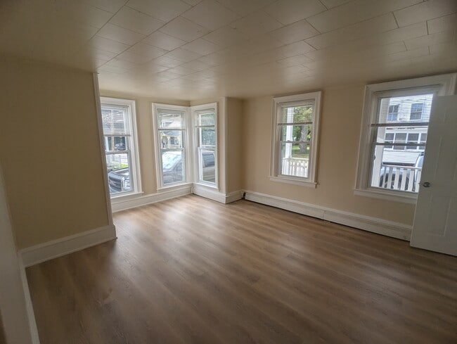 315 Pleasant St unit 1, Bennington, VT 05201 - photo 3