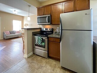 602 N 33rd St, Omaha, NE 68131