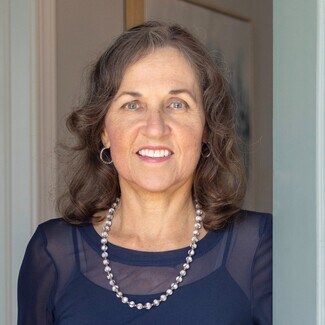 Kelly Naughton