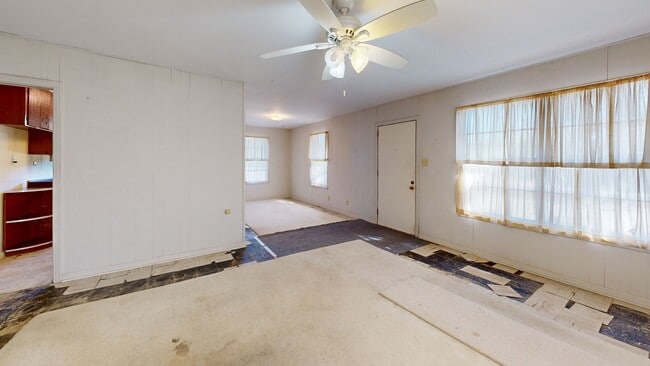 110 Maricopa Dr, Canyon Lake, TX 78133 - photo 3