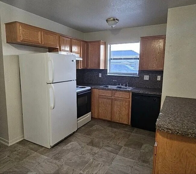 1009 Lansberry Ct unit B, Killeen, TX 76549 - photo 4