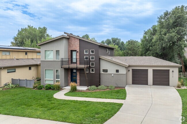 While smaller homes are common in Prospect at Spring Meadows there are larger estates too.