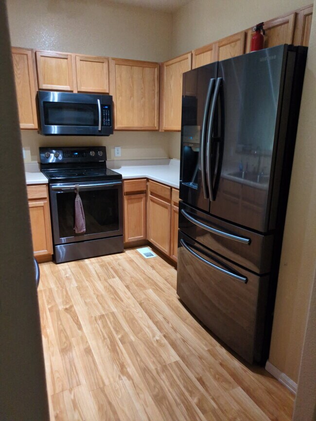 215 Blue Bonnet Dr, Brighton, CO 80601 - photo 7