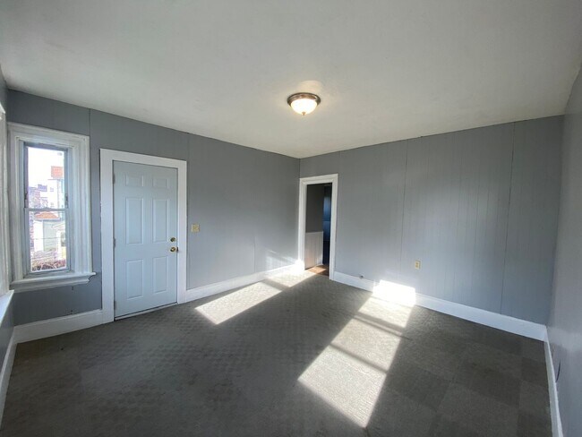 399-401 Orms St unit 2, Providence, RI 02908 - photo 6