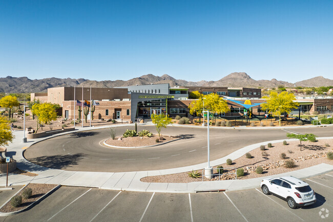 Great educational courses are available at Dove Mountain CSTEM K-8 School in Marana.