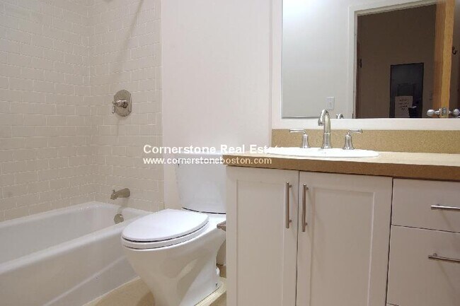 395 Washington St unit 401, Boston, MA 02108 - photo 7