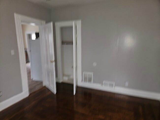 107 Thompson St unit 2nd floor, New Haven, CT 06511 - photo 4