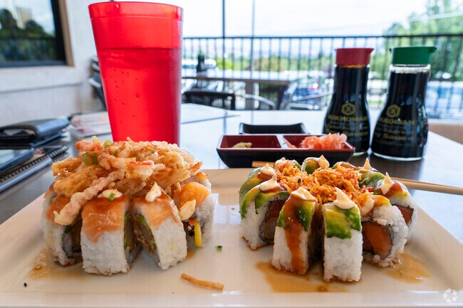 Sushimi's is right next to West Plumb-Cashill Boulevard and is a top-rated sushi restaurant.