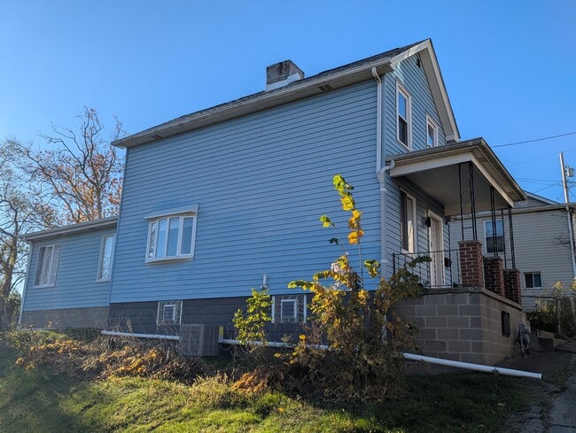 511 West Aly, Monongahela, PA 15063 - photo 2