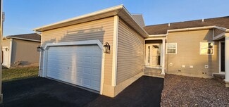 5113 Minuteman Ln, Liverpool, NY 13088