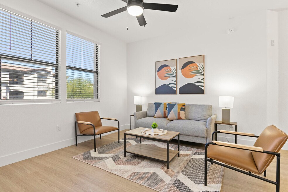 9450 W Cabela Dr unit ID1014625P, Glendale, AZ 85305 - photo 1