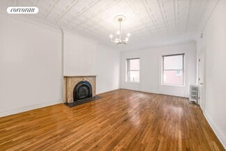 120 E 19th St, New York, NY 10003