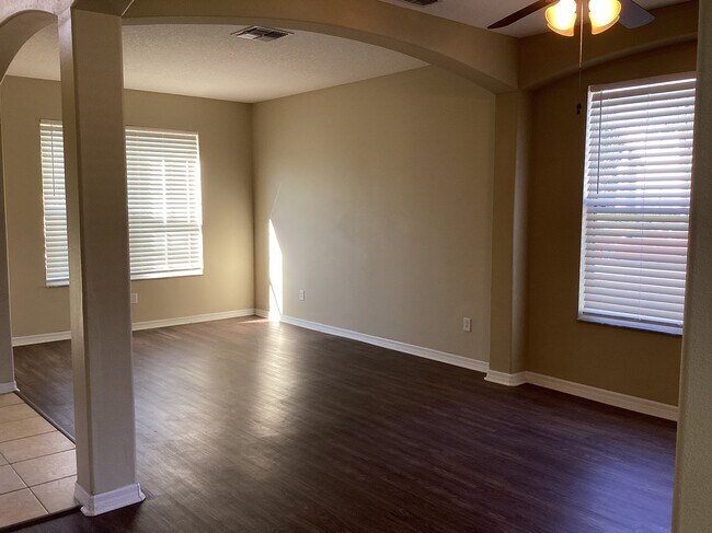 1419 Hunterman Ln, Winter Garden, FL 34787 - photo 6