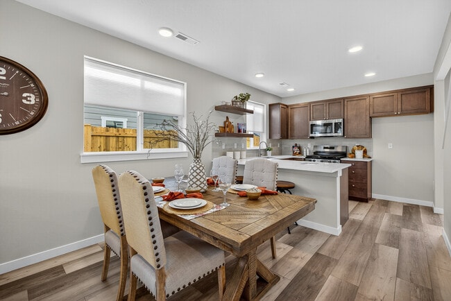 4811 W Oak Ave, Yakima, WA 98903 - photo 4