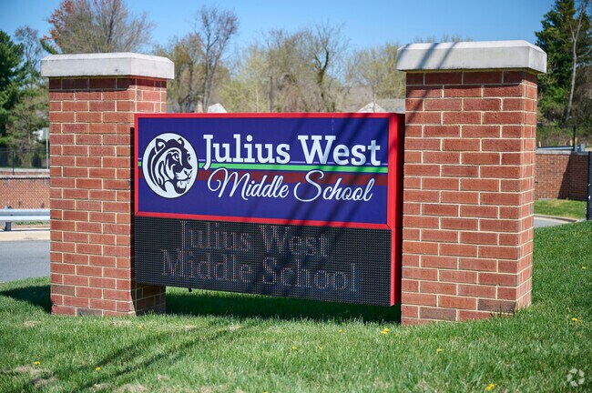 Julius West School of Rockville is an International Baccalaureate School near Derwood.