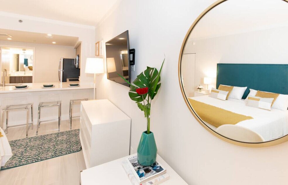 2889 Mcfarlane Rd unit ID1240525P, Miami, FL 33133 - photo 1