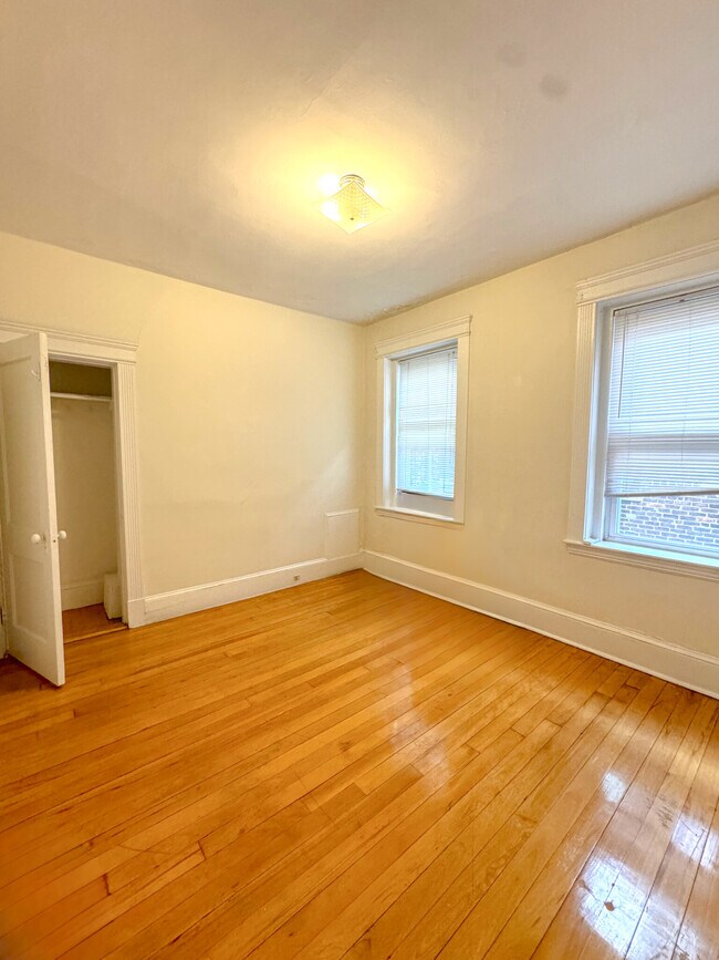 Pictures are representative samples of the advertised unit. In some cases, the actual units you tour