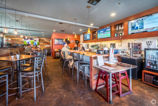 Patrons enjoy lunch at O’Connor’s Wood Fire Grill & Bar in Orangevale.