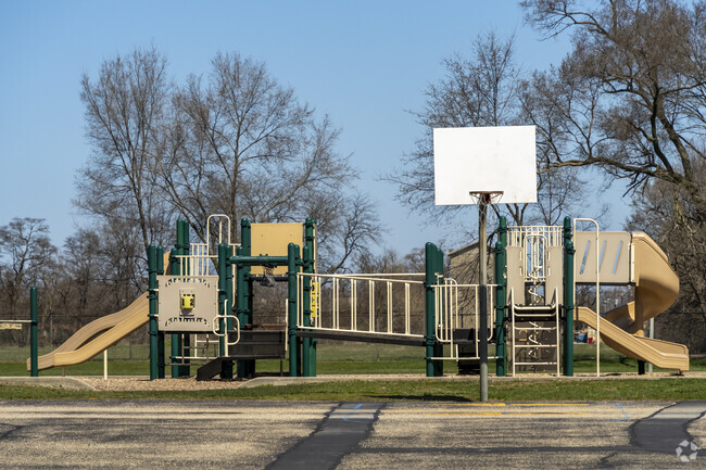 Discover innovative learning and growth at Concord West Side Elementary School.