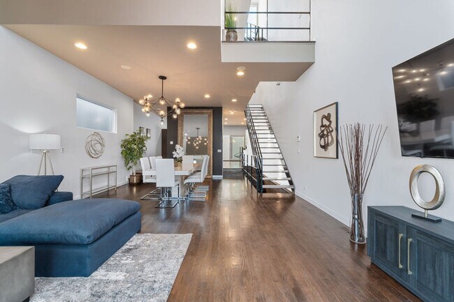 2223 W Race Ave unit ID1244916P, Chicago, IL 60612 - photo 6