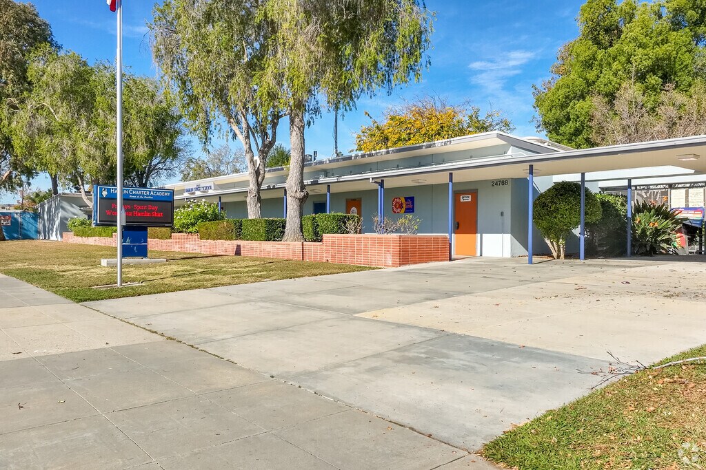 Hamlin Charter Academy Elementary School is based in West Hills, CA.