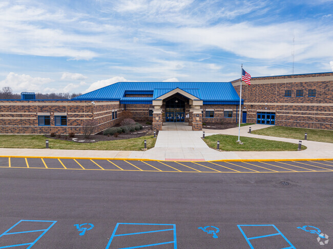 Lancaster Central School receives an overall Niche grade of B+.