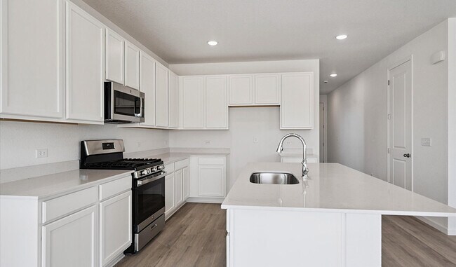 4651 Sugar Beet St, Johnstown, CO 80534 - photo 6