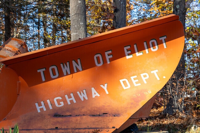 East Eliot is located in southwestern Maine.