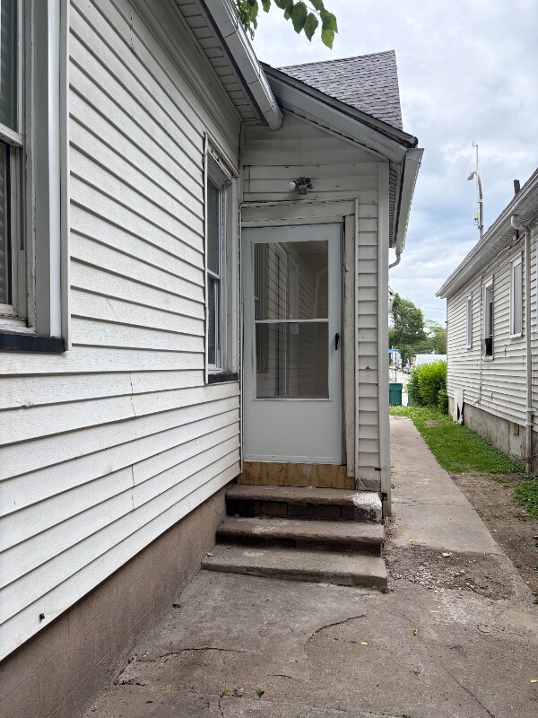 1045 Hudson Ave Unit Rear (Apt 2), Rochester, NY 14621