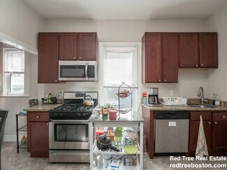 44 Cameron Ave Unit 1, Somerville, MA 02144