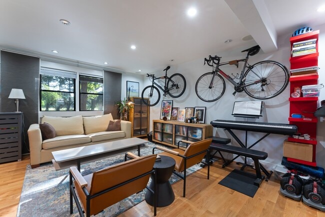 929 St Marys St, Raleigh, NC 27605 - photo 4