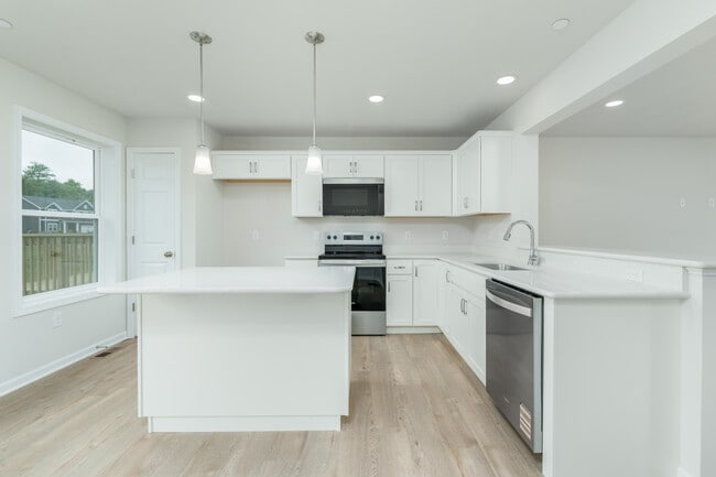 122 Dolomite Dr, Port Matilda, PA 16870 - photo 6