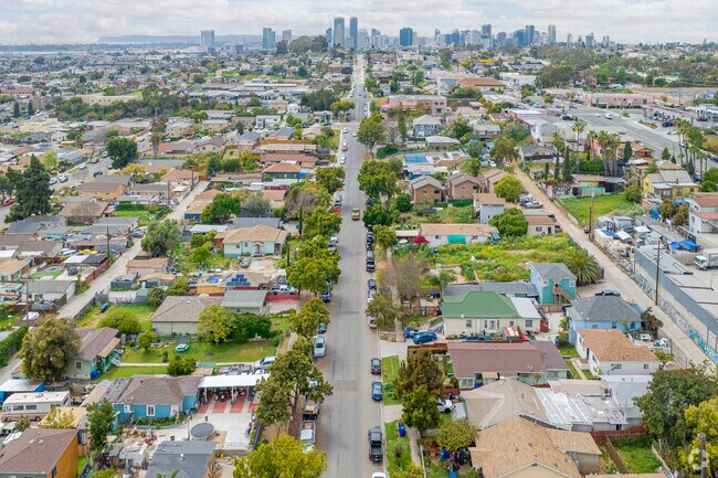 Stockton is just minutes from downtown San Diego via car or bus.