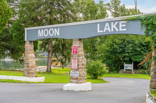 Moon Lake welcomes its residents of Barry home from long drives and hard days at work.