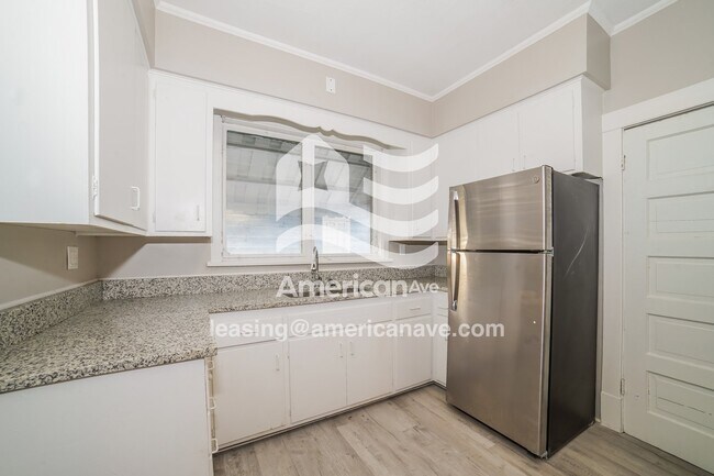 1946 N Sheridan Rd, Peoria, IL 61604 - photo 6