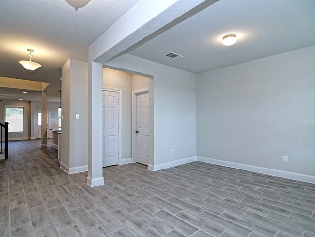 10220 Cactus Hills unit 37316079, San Antonio, TX 78254 - photo 6