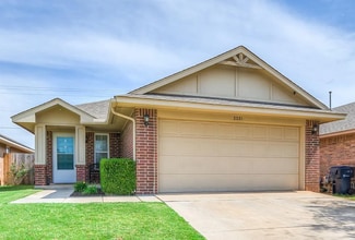 2221 NW 199th St, Edmond, OK 73012