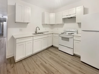 2423 Magnolia St, New Orleans, LA 70113