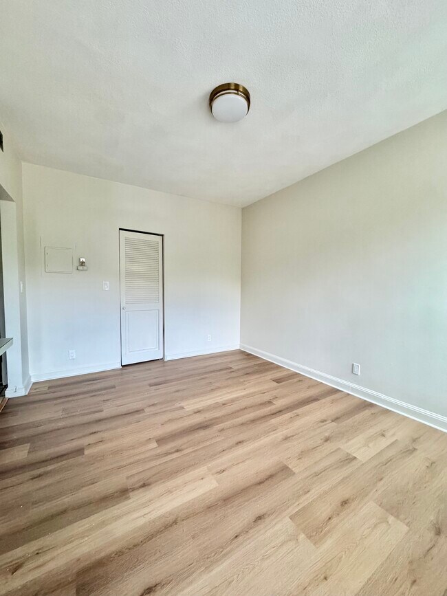 1411 Commonwealth Ave unit 303, Brighton, MA 02135 - photo 4