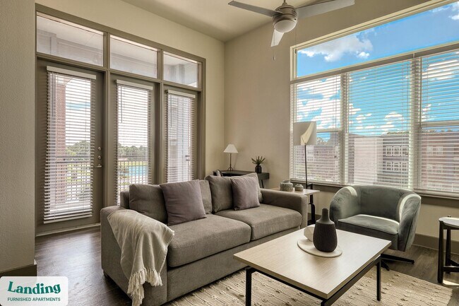 300 Enclave Dr unit 2418.1406008, Conroe, TX 77384 - photo 2