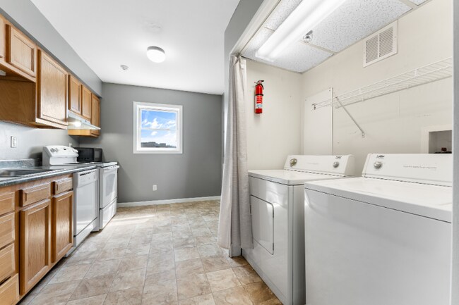 527 Grant Ave unit 102, Morgantown, WV 26505 - photo 5