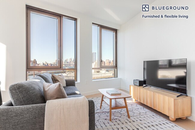 478 Kent Ave unit FL6-ID2138, Williamsburg,south , NY 11249 - photo 2