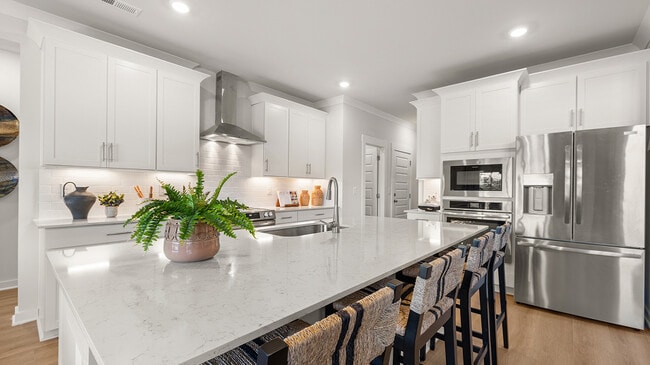 732 Heathview Ct, Clarksville, TN 37043 - photo 2